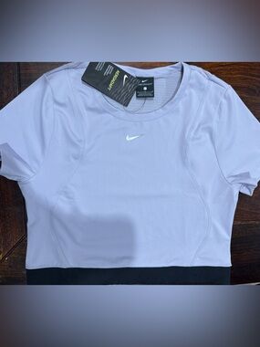 Nike Women’s Lavender Short Sleeve Crop Top with Black Hem